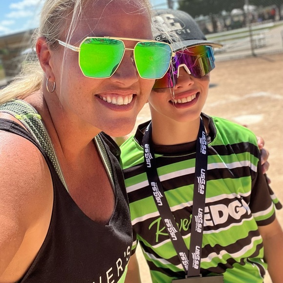 Meet your Posher, Vicki - Picture 5 of 6